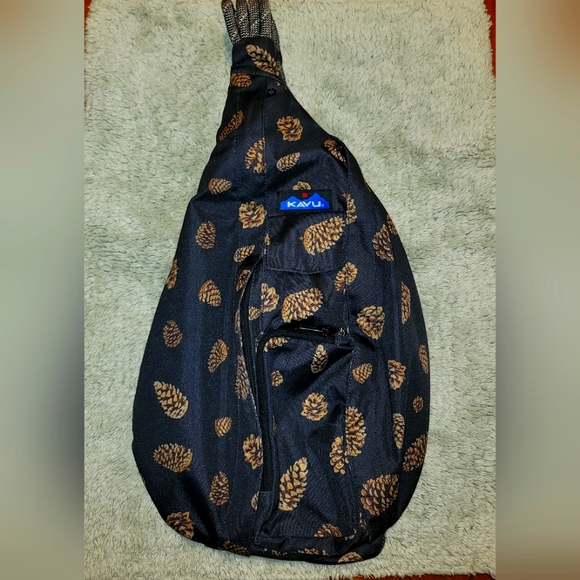 Kavu Handbags - Kavu rope bag- dark navy with gold pine cones